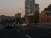Вече полагат маркировка на моста на "Васил Априлов"