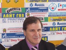 Димитър Христолов: Нe съм Банев и няма да си ходя от клуба