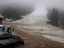 Сняг заваля в Пампорово