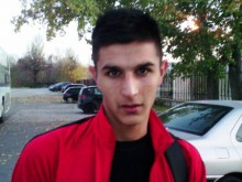 На "Лаута“ отложиха пробите на младока Александър Смилков