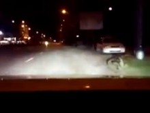 Патрулка в нарушение снима пловдивчани