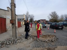 Спешно оправят шест проблемни зони по "Коматевско шосе"!