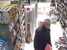 Камера засне нагъл крадец в магазин в мол "Пловдив"