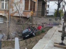Младата авторка на невероятната каскада от днес: Не успях да изправя волана след левия завой!