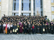 13 пълни отличници и 110 с отличен успех в УХТ Пловдив