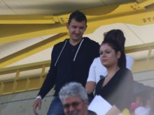 Трансфер на звездата на Майнц решава бъдещето на Тодор Неделев