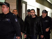 Див екшън заради "Едно момче писало на моето гадже по Фейсбука някакви глупости"
