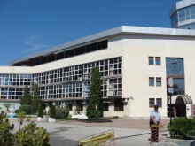 32 училища, доброволци и младежки структури "Заедно за едно ново начало"