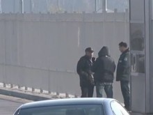 Арестуван митничар: Бях в болничен