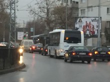 Шофьор на автобус спря дъха на пътници и колеги тази сутрин в Пловдив!