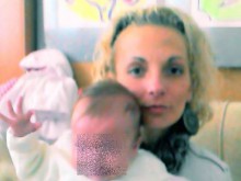 Ексклузивно: Освободиха от ареста майката, която заряза бебето си в Пловдив!