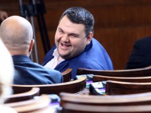 Делян Пеевски навлиза в Пловдив