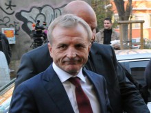 Изпълкомът отложи решението си за Литекс, търсят вратичка да оставят клуба в елита