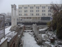 Пловдив осъмна със снежна покривка
