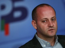 Радан Кънев: Доган отне властта на Местан и я даде на Пеевски