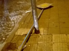 Паднал пътен знак стои 2 месеца до СОУ "Братя Миладинови"