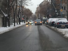Основните улици и булеварди на Пловдив са почистени до "черен" асфалт