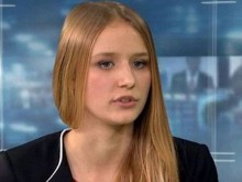 Млада германка с потресаващ разказ как е била нападната от 30 разгонени мигранти