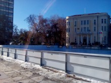 10 000 са се забавлявали на ледената пързалка в Пловдив