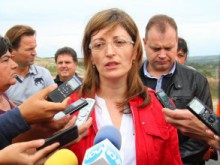 Екатерина Захариева: Не знам на какво се дължат последните убийства