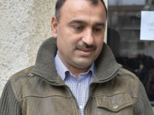 100 бона или чаша студена вода за бедняка милионер