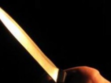 Ученичка е била намушкана няколко пъти с нож на спирка в Перник