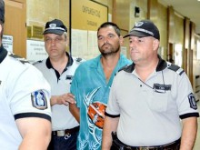 10 години затвор за Рангел, убил баща си заради жена