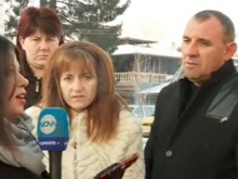 Жители на Стрелча: Янаки Стоилов брани Иван Евстатиев