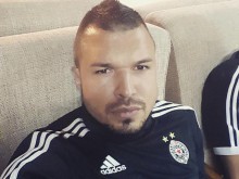 Разкриха тайната на Божинов, вижте как си урежда студентка за една нощ