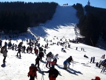 Започва ваканцията за учениците - къде ще е подходящо за ски?