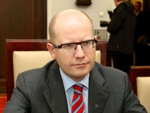 Чешкият премиер: Трябва да помогнем на България, Македония и Албания