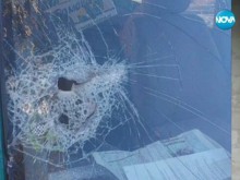 Разбиха стъкло на кола, за да откраднат винетка в "Тракия"