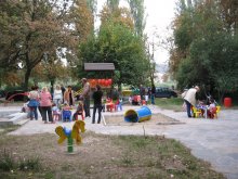 Откриха нова детска площадка в район Северен