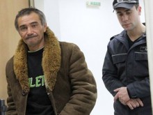 11 месеца условно за пияния, който наръга с нож лекар в Пловдив