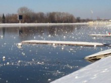 Ето защо вдигат кула във водата на Гребния канал 