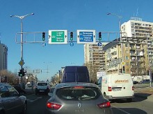 Катастрофа до хотел "Санкт Петербург" затруднява движението