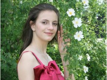 Майка събира спешно средства за болната си дъщеря