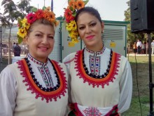 Знаците на любовта в миналото: Да напиеш менците, да грабнеш китката