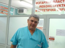 Стабилизирано е детето, обгорено от волтова дъга при опит за селфи върху влак!