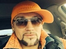 Стриптийзьор падна пиян от дансинга, плевенчанин го довърши с кроше