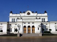 Депутат и министър стигнаха до бой в парламента