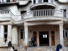 Изхвърлиха златния трон на Кирил Рашков