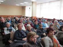 Учат пенсионерите как да се пазят от ало измамниците