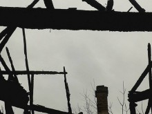 Ето кой е собственикът на изгорялата сграда в центъра на Пловдив