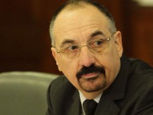 Уволниха шефа на Агенцията за бежанците