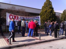 Гръцките фермери не се разбраха с Ципрас, затварят за постоянно "Кулата-Промахон"