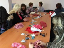 Работилница за мартенички организираха Жени ГЕРБ в Пловдив