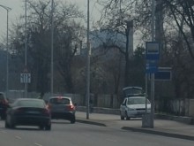 Полицаи в нарушение спират нарушители в Пловдив
