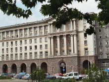Предлагат промени в Закона за държавния служител