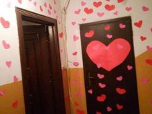 Мъж направи романтичен подарък за любимата си, но обърка адреса